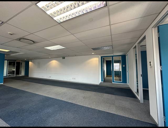 703M² OFFICE TO LET IN CENTURION CENTRAL